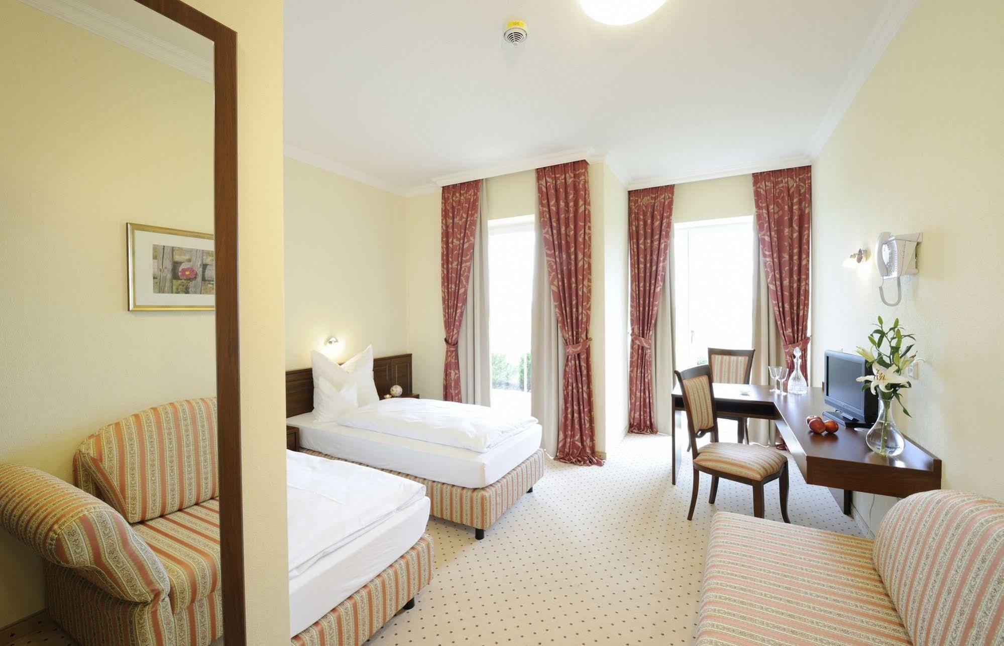 Hotel Inspiration Garni Tittmoning Kültér fotó