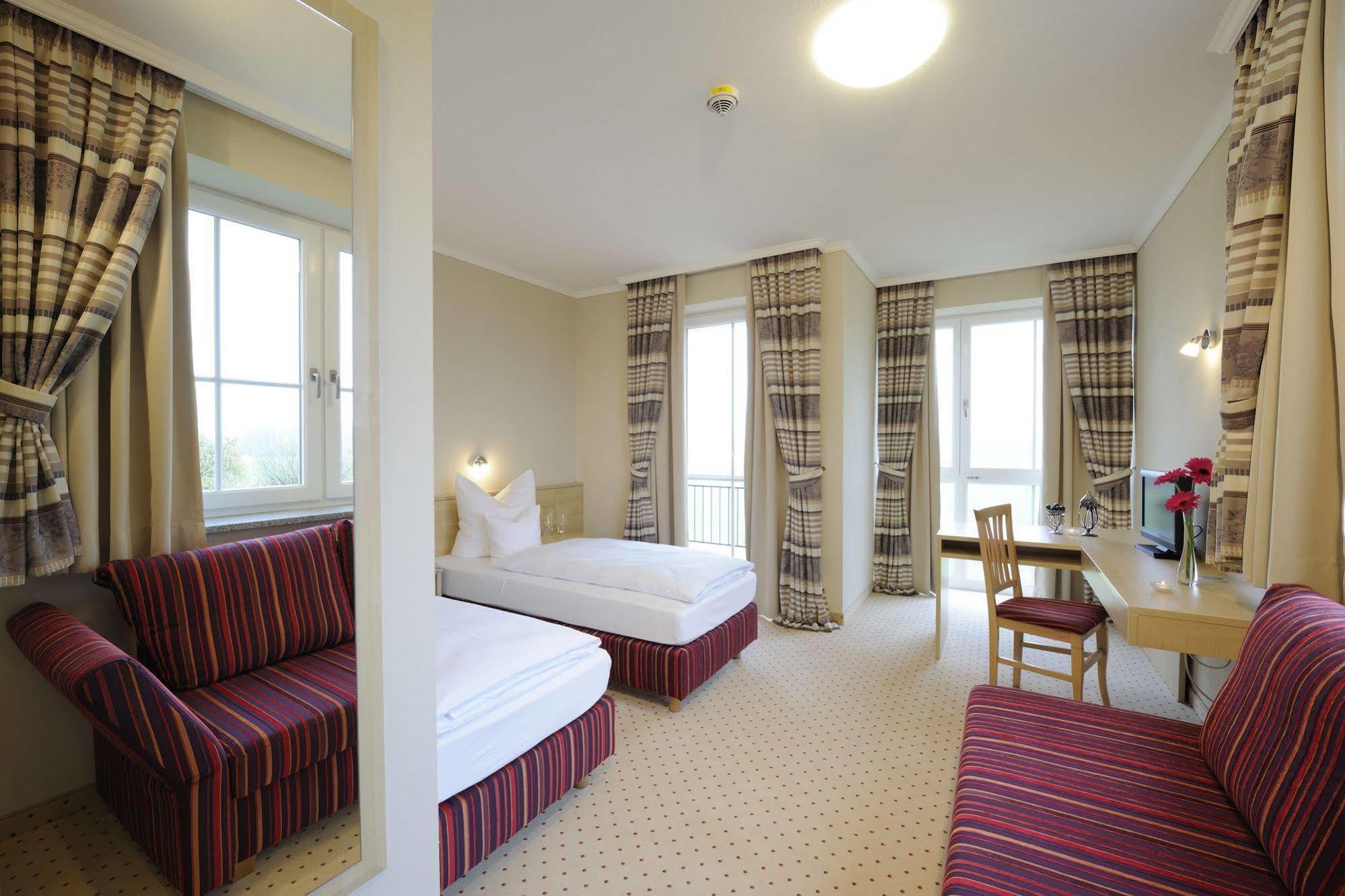Hotel Inspiration Garni Tittmoning Kültér fotó